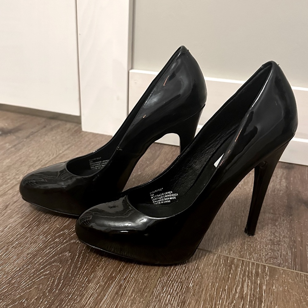 Steve Madden Patent 4” Pumps